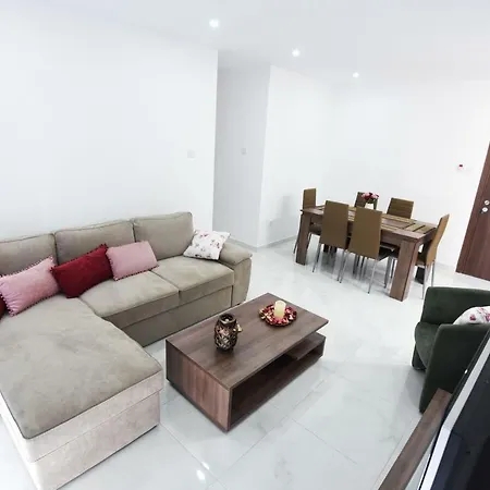 Appartamento Brand New 2bdr Apt. Centre Larnaca